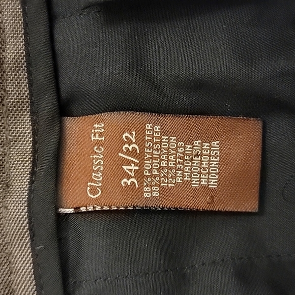 Perry Ellis Classic Fit Dress Pants - Picture 2 of 7